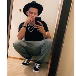 Meet your Posher, Chris